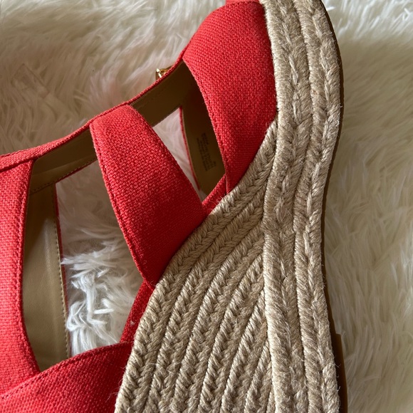 Michael Kors Coral Cutout Canvas Espadrille Wedge Sandals with Gold Zip - Picture 8 of 16